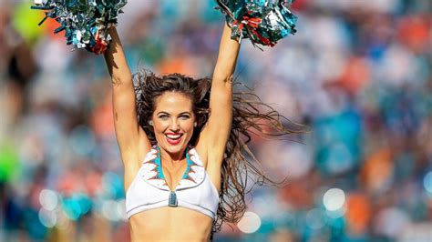Ex Dolphins Cheerleader Alleges Religious And Gender Discrimination They Brought Up My