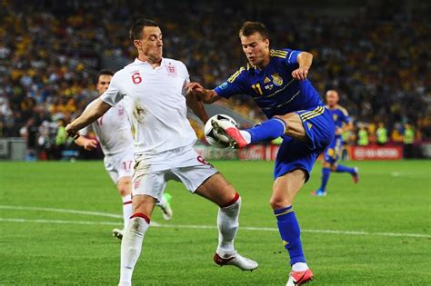 England kept their euro 2000 bandwagon on track with victory over a dangerous ukraine side in their last home game before the finals. Hollywoodbets Sports Blog: World Cup Qualifier: Ukraine vs ...