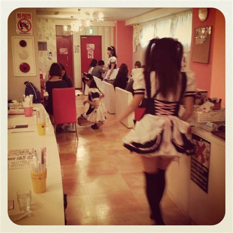 Maid Cafe In Akihabara Maid Japan Akihabara