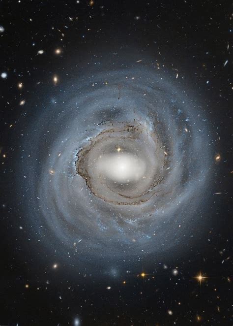 Anemic Spiral Ngc 4921 From Hubble Image Credit Data Hubble Legacy