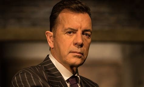 Who Is Dragons Dens Duncan Bannatyne Obe Uk