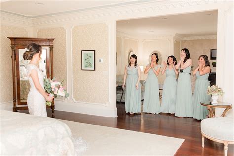 First Look With Bridesmaids Getting Ready Photo Ideas For Wedding Day