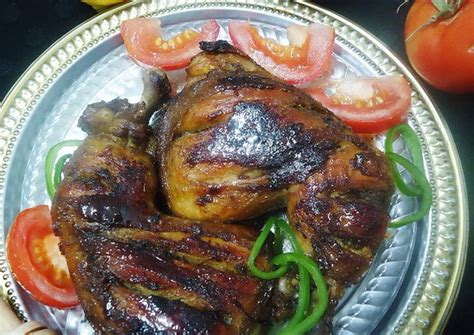 Jika sudah, lumuri daging ayam dengan menggunakan campuran bawang putih, merica. Tutorial Memasak Ayam Bakar Madu dengan simple