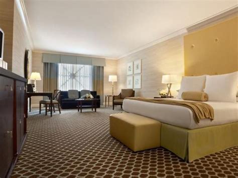 Palace Premium Room 1 King Magellan Luxury Hotels