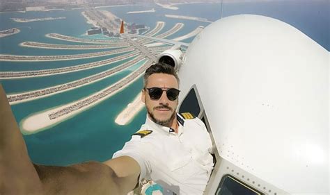 Pilots Dangerous Mid Flight Selfies Go Viral But Turns Out Theyre
