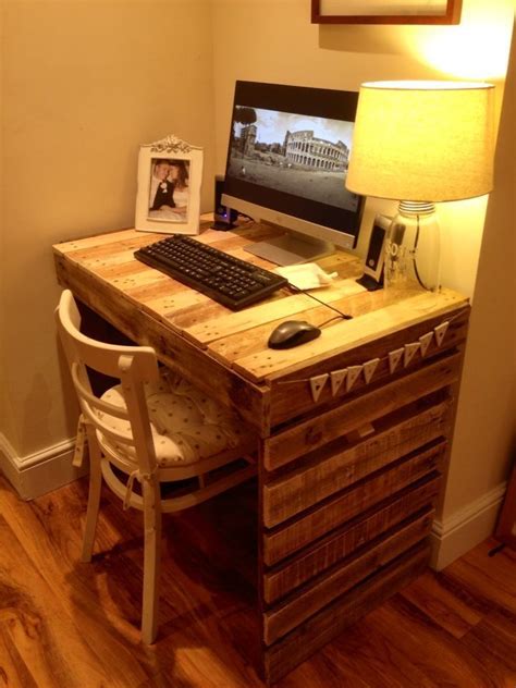 Most Up To Date Pics Wooden Pallets Desk Thoughts Wooden Pallet