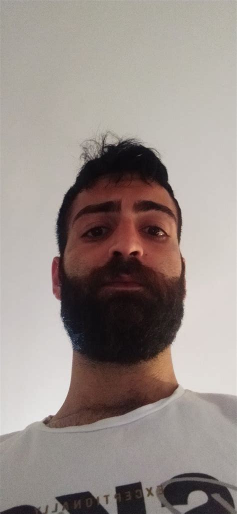 Hairy Greek On Twitter Need To Shave And Shower 🫠
