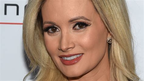 Holly Madison Reveals Shes Thankful This Didnt Happen During Her Romance With Hugh Hefner