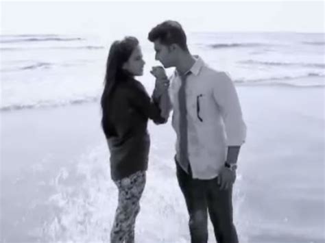 With this the track, viewers witnessed a six months leap and now as seen roshni is working in a tv channel whereas siddharth is still trying hard to get in touch with roshni. Roshni And Siddharth Honeymoon : Ravi Dubey Page 36 ...