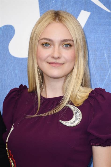 Here you will find the latest news about her acting career, daily updates about her other projects and a photo gallery. Dakota Fanning Archives - HawtCelebs - HawtCelebs