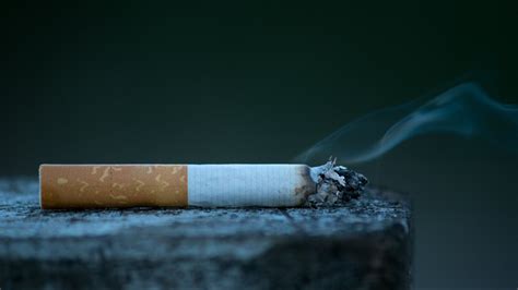 Cdc Cigarette Smoking Hits New Low Among Adults