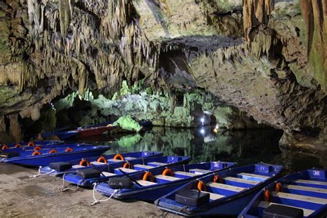 The Caves Of Diros At Pyrgos Dirou In The Peloponnese Greece ⋆