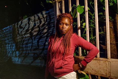 Kenias Sexarbeiter F Hren Den Kampf Gegen Hiv Im Land An