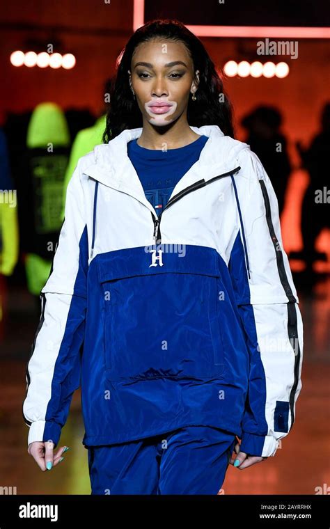 Winnie Harlow Fashion Week Hi Res Stock Photography And Images Alamy