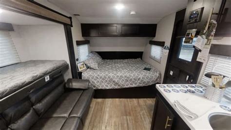 Small Travel Trailer With Queen Bed Camperadvise