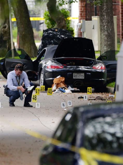 Houston Gunman S Rampage Ends With Suspect Dead