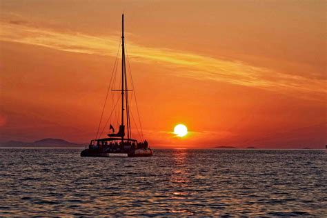 Ocean Voyager 74tahiti 80 Semi Private Sunset Cruise Greecetours