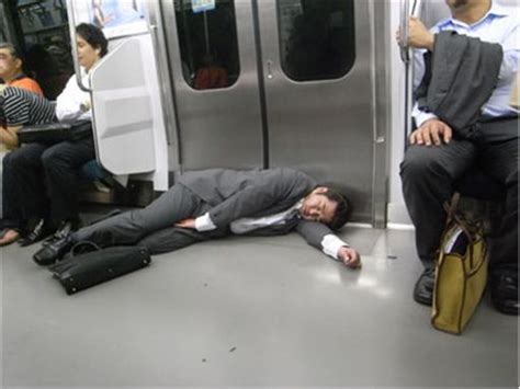 Amazing Japan Culture From Long Working Hours To Sleeping Drunks Japan Culture Japan