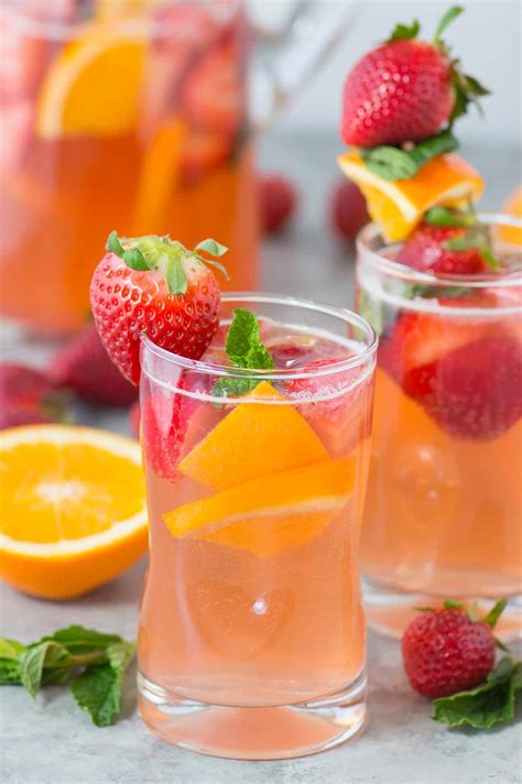 Strawberry Sangria (7 ingredients and easy!)