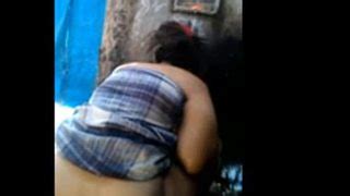 Indian Aunty Nude Bath Captured By Her Lover From Hidden Camera XNX