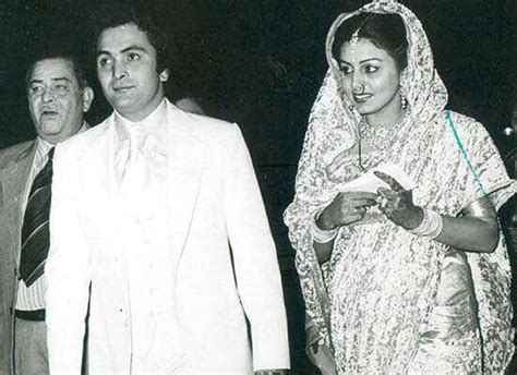 Neetu Kapoor Posts A Throwback Picture With Rishi Kapoor And Raj Kapoor Says She Misses And