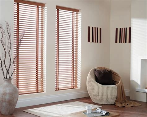 Dress Up Your Beautiful Home With Pretty Window Blinds