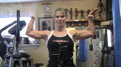Pec Bouncing And Arm Flexing Reno Female Bodybuilder Clifta Coulter