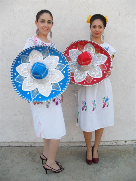 Coveted Vintage Cinco De Mayo And Traditional Mexican Dresses