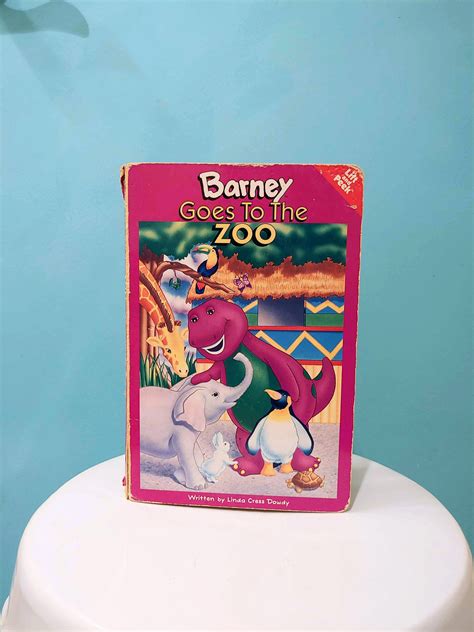 Barney Va Al Zoológico 1993 Libro Etsy