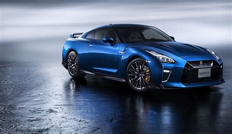 Read nissan gtr review and check the mileage, shades, interior images, specs, key features, pros and cons. Cherah97: Nissan Gtr R35 Nismo 2019 Price