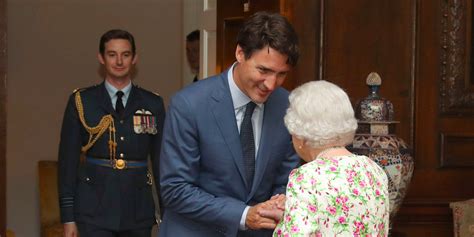 justin trudeau made the queen laugh during a visit to holyroodhouse business insider
