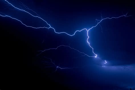 Lightning Blue Thunder And Storm 4k Hd Wallpaper