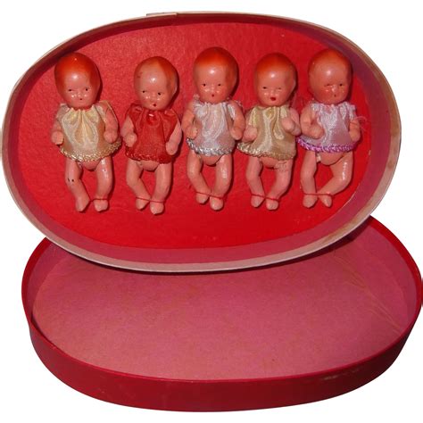 Tiny Factory Original Dionne Quintuplet Composition Dolls T From