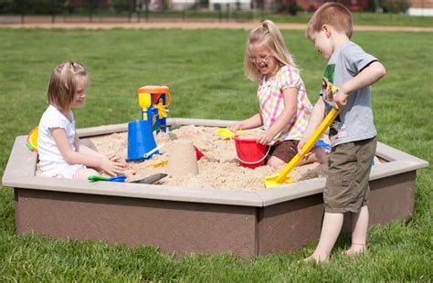 Best Sandboxes For Kids 2022 Play And Explore Littleonemag
