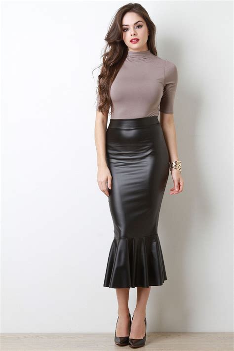 Vegan Leather Mermaid Midi Skirt Outfit Humpelrock