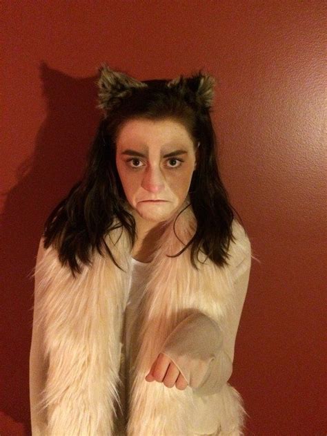 This Fluffy Grumpy Cat 26 Halloween Costumes Thatll Keep You From