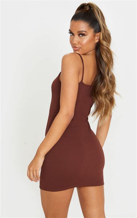 chocolate brown straight neck strappy bodycon dress prettylittlething ie