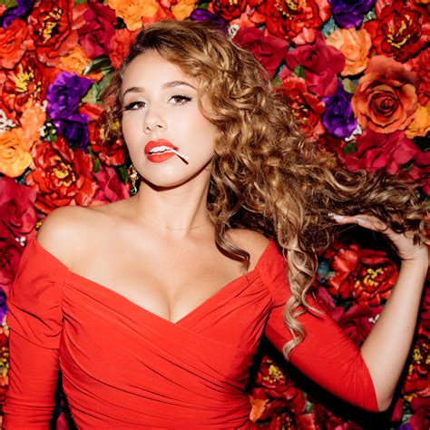 American Idol Alum Haley Reinhart Is Sexy Playful And Real In