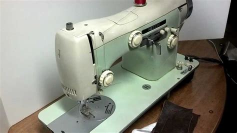 Vintage Necchi Automatica Supernova Ultra Cam Sewing Machine 35 0284966