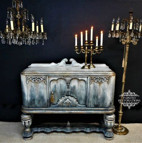 I love how versatile grey can be. Hand Painted this in Shades of Grey's, Blue's, and White's ...