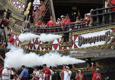 Get the latest football news, scores and analysis for the tampa bay buccaneers and the nfl from the tampa bay times. The pirate ship of the Tampa Bay Buccaneers celebrates a ...