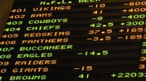 We realize that the buildup starts as soon as the last super bowl concludes. Understanding the Moneyline - How to Bet the Moneyline