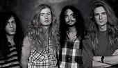 MEGADETH_METAL_HARD_ROCK_TOP_50