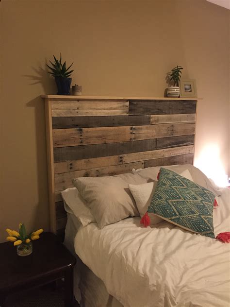 Hand Crafted Reclaimed Wood Headboard Diy Wood Projects Wood Crafts