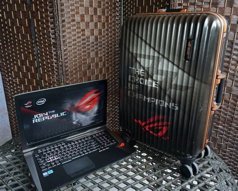 Asus Rog Gx800 Review An Expensive Spearhead Of The Asus Rog Army