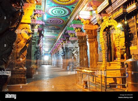 Inside The Meenakshi Temple At Madurai In South India Stock Photo Alamy