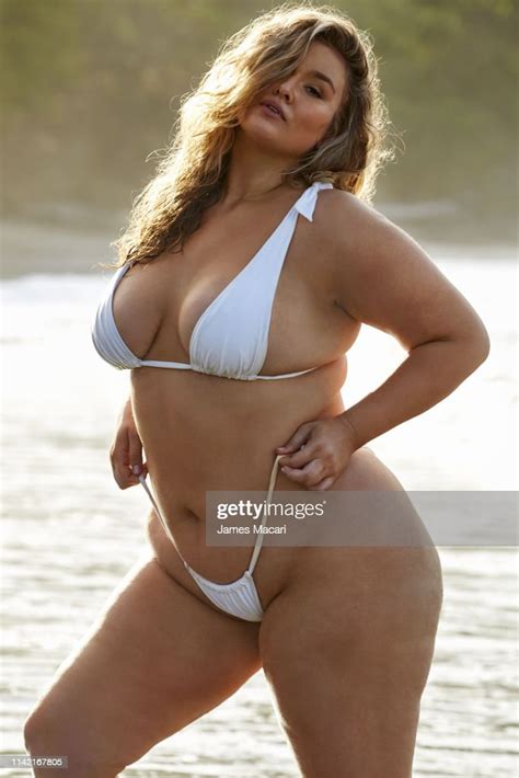 Model Hunter Mcgrady Poses For The 2019 Sports Illustrated Swimsuit