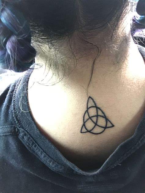 trinity-knot-or-celtic-triangle-tattoos,-celtic-triangle,-triangle-tattoo