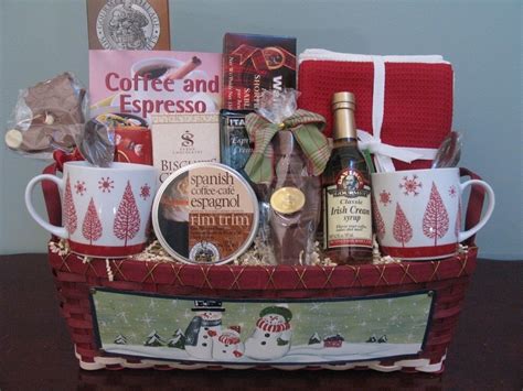 10 Stylish Christmas T Basket Ideas For Couples 2024