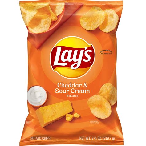 Buy Lays Potato Chips Cheddar And Sour Cream Flavor 775 Oz Bag Online In India 33282307